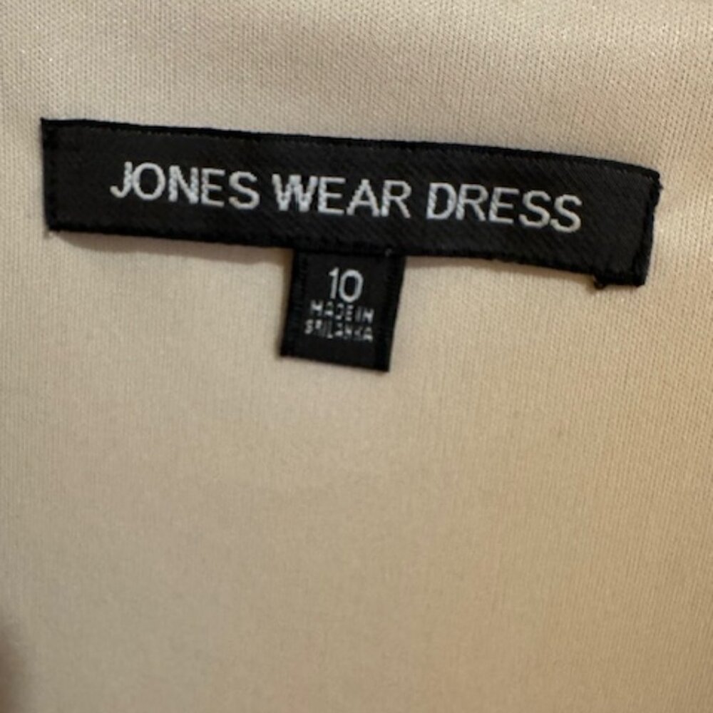 JONES WEAR DRESS - Picture 7 of 9